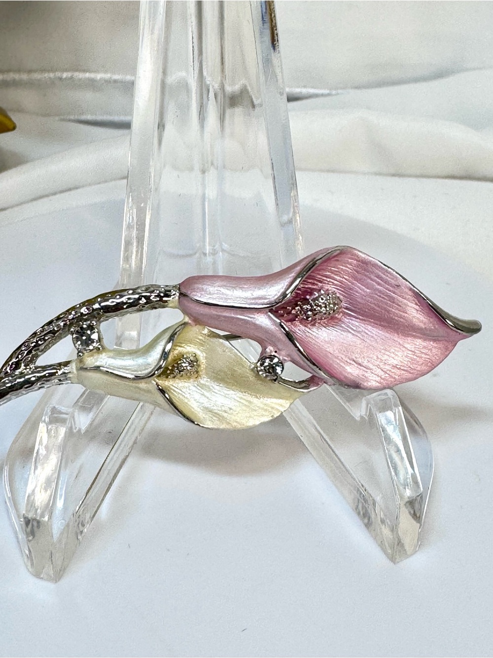 Elegant Pink and Cream Calla Lily Brooch